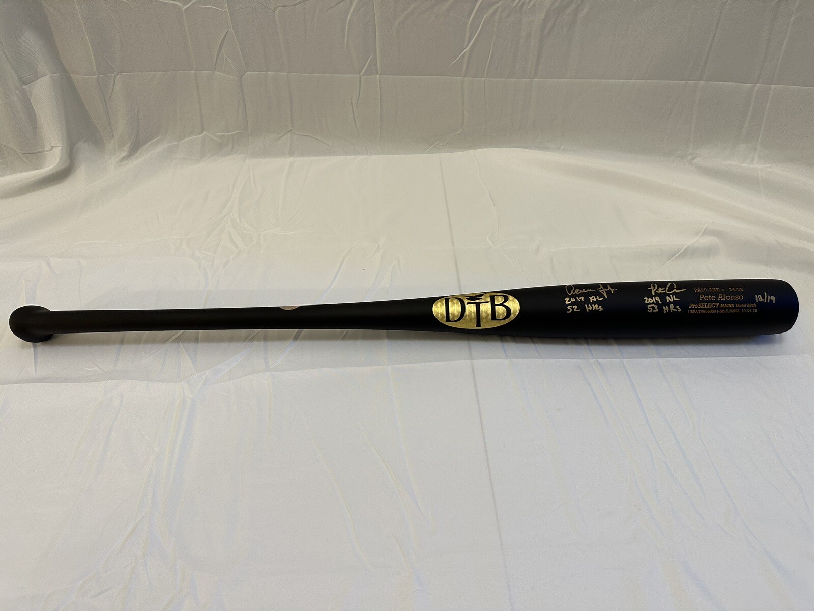 AARON JUDGE & PETE ALONSO Autographed Signed NY YANKEES & NY METS "RARE FIND" Limited Edition NYY AARON JUDGE & NYM PETE ALONSO BAT 