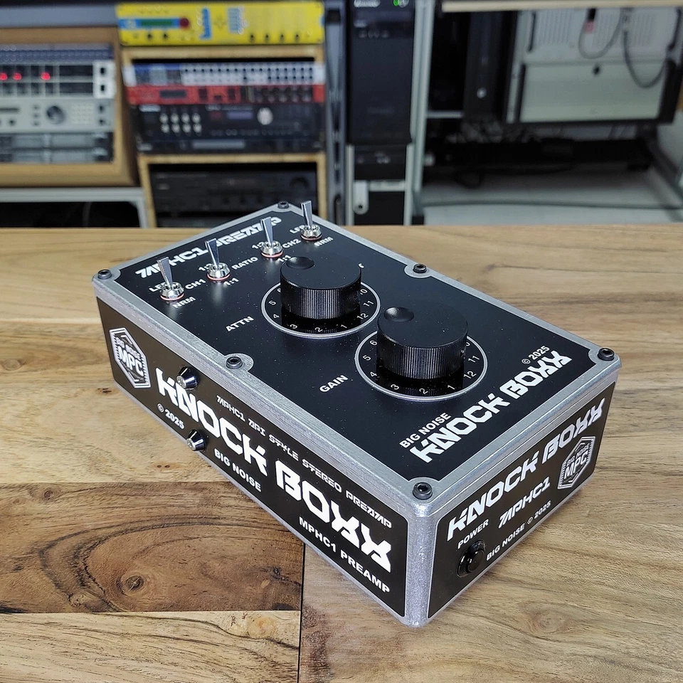 Knock-Boxx MPHC1 Stereo Pre-Amp with API Audio Transformers - Image 3 of 4
