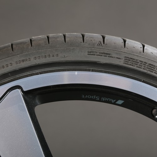 Roues d'été 20 pouces originales Audi TT RS 8J 8S0601025AM pneus d'été - Photo 7 sur 8