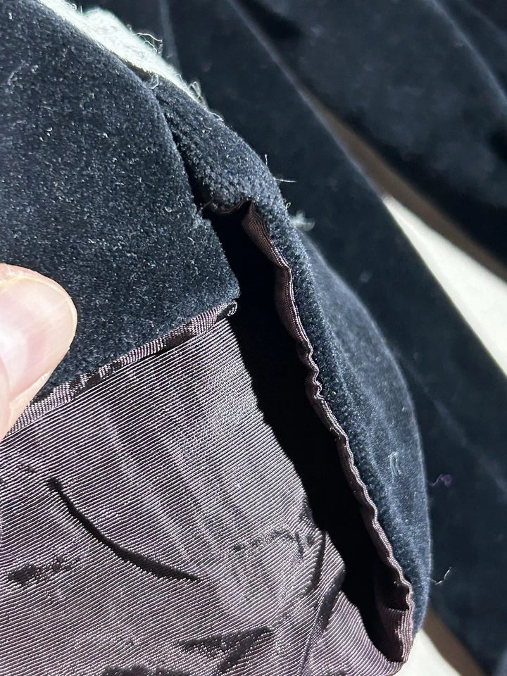 Rare Vintage 1970s Handmade Black Velvet Designer Neck Tie Signed Sherrie L Hart - Image 4 of 4