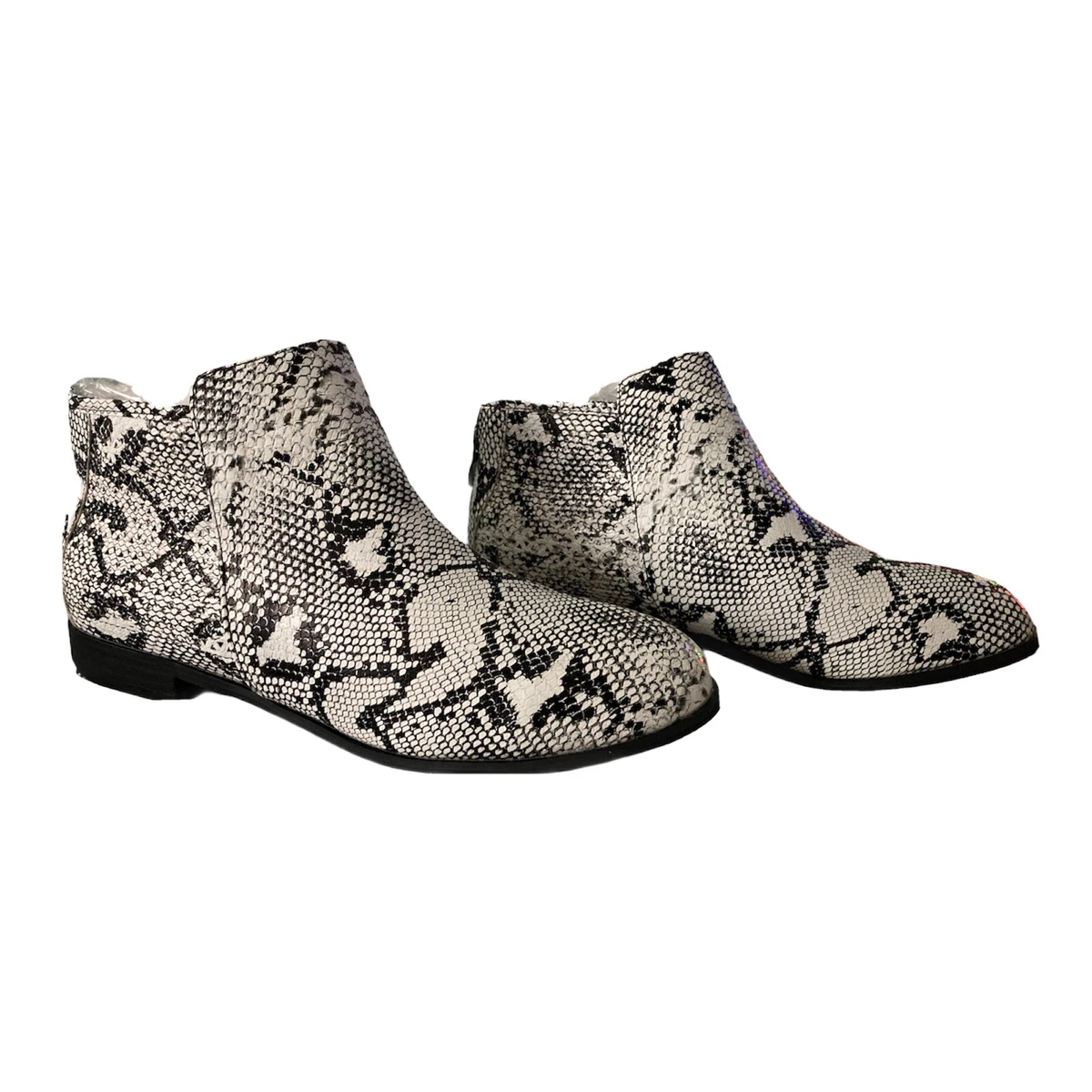 Low heel shop snakeskin booties