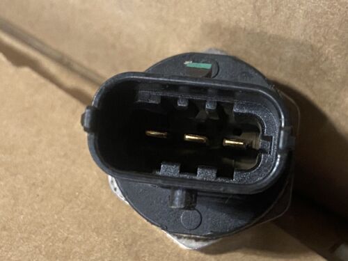 GM 12621292 Fuel Injection Rail Pressure Sensor - 2007-2010 Solstice & Sky LNF - Picture 3 of 4
