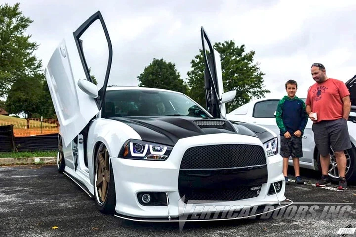 Dodge Charger 2005-2010 Puertas Lambo Pernos Puertas Verticales Inc FÁCIL INSTALACIÓN Foto 3 de 3