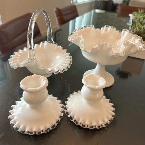 Vintage lot of gorgeous ruffled milk glass, excellent condition