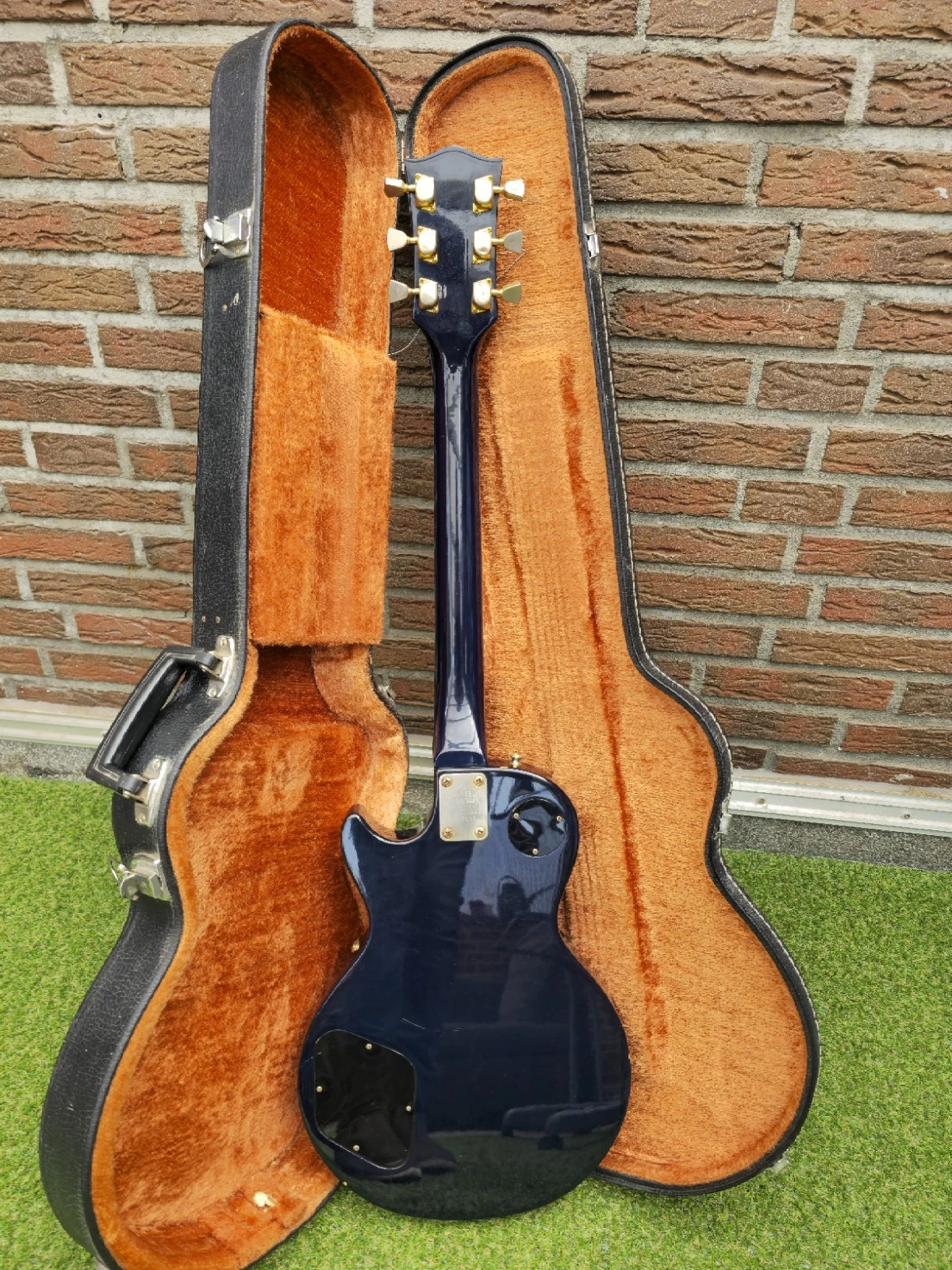 Picture 3 of 10