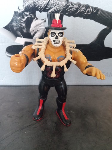 Vintage WWF Hasbro Papa Shango Series 6 (1993) Wit...