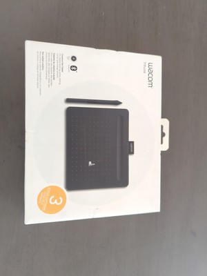 Wacom Intuos S Wireless Drawing Graphics Tablet - Black