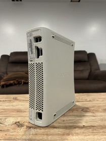 Xbox 360 2008 Falcon Console - Metro Dashboard 2.0.17489.0