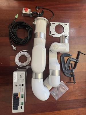 UFACTORY XARM 7 - Robotic Arm Model: XS13 24VDC 7DoF Robotic Arm Assembly Kit
