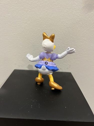2021 McDonald’s Disney World 50th Anniversary Daisy Duck Happy Meal Toy - Picture 3 of 4