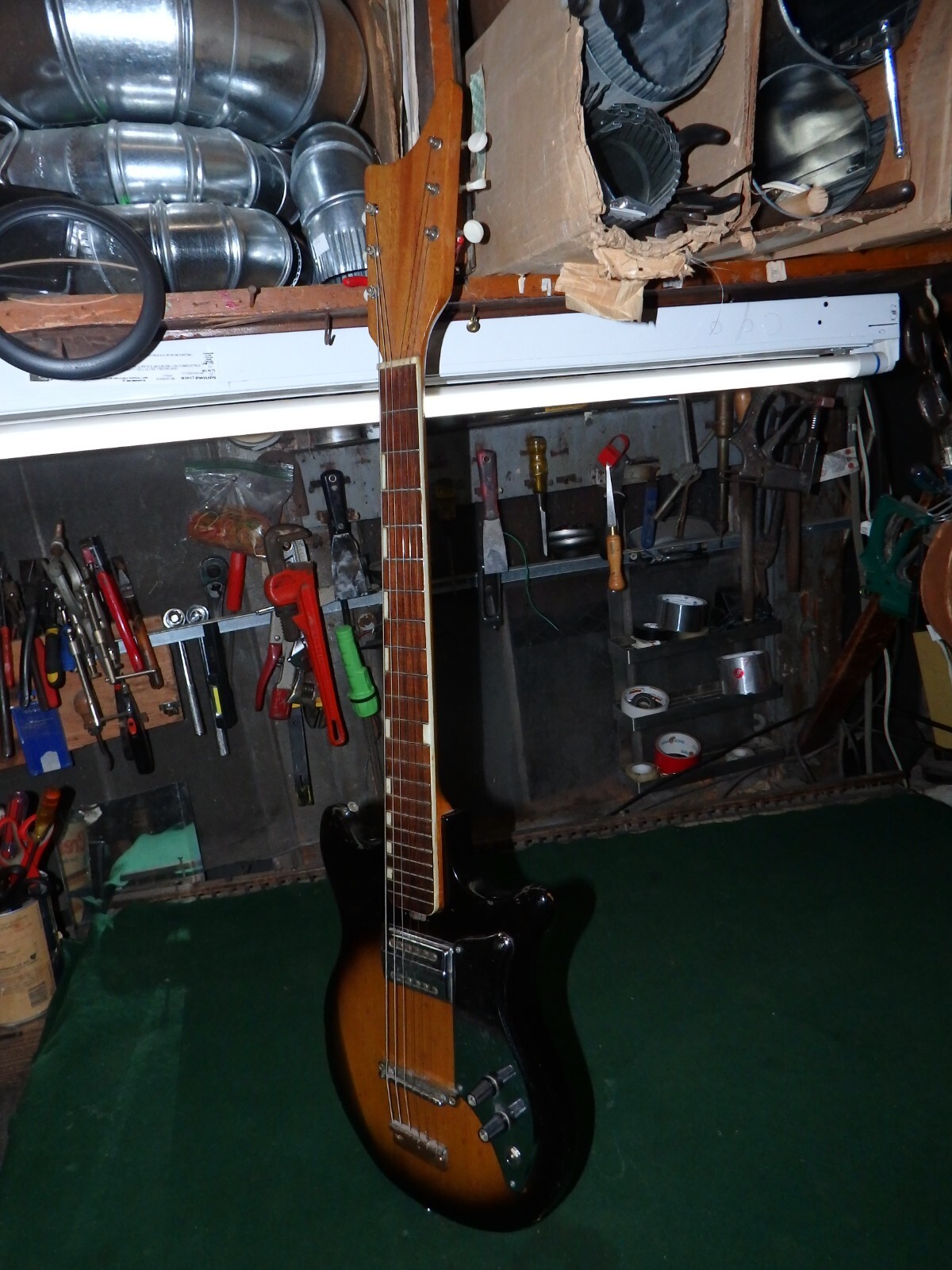 Picture 10 of 24