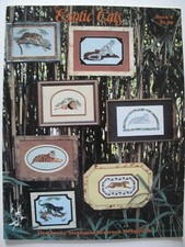 EXOTIC CATS – Cross stitch pattern book USA 1983