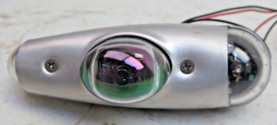 Whelen 01-0790340-01 Modelo 9034001 Verde LED 14V Estroboscópico Anticolisión/Posición Foto 2 de 4