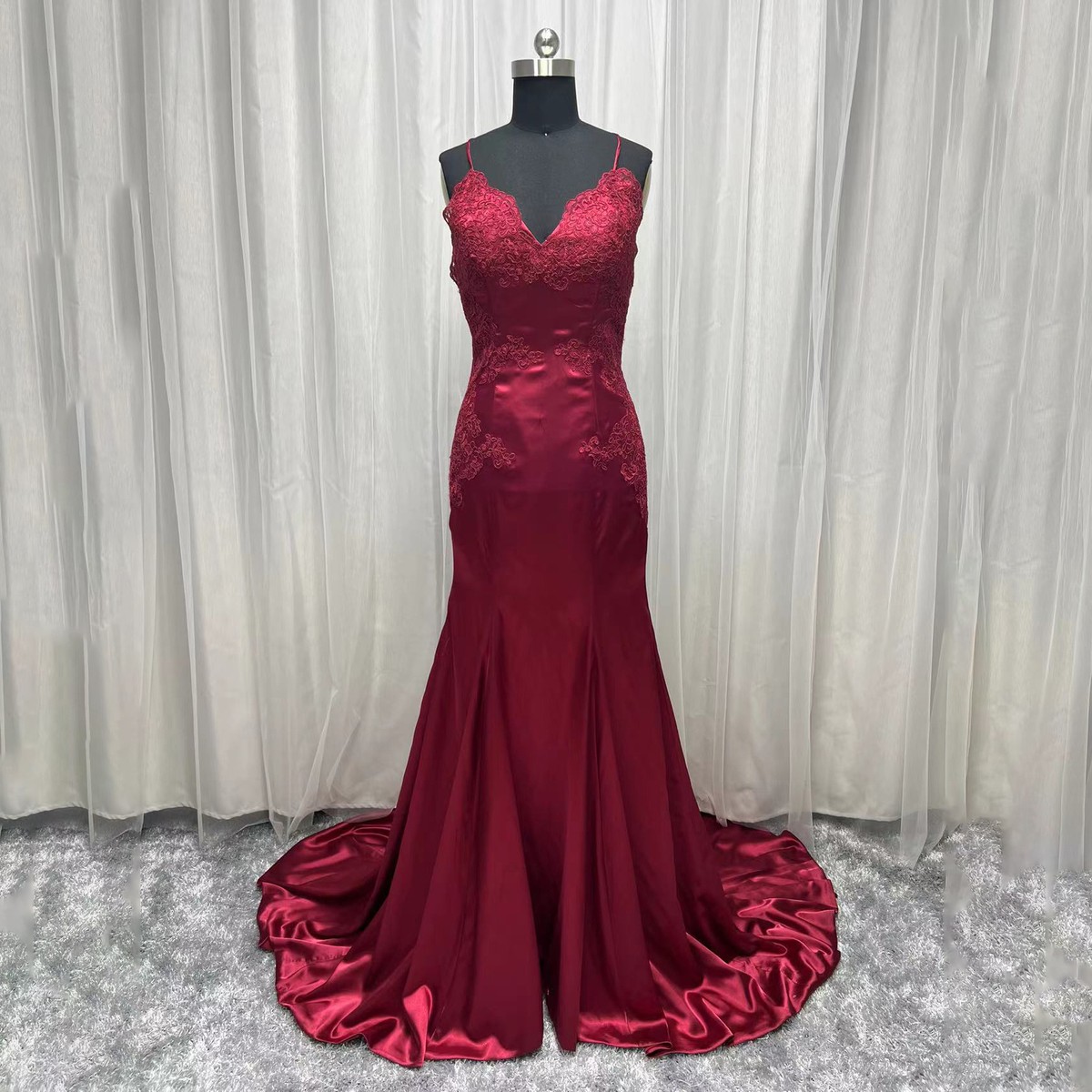 Red Satin Mermaid Wedding Dresses Spaghetti Backless Applique Long Bridal  Gowns | eBay