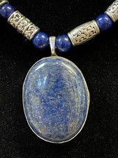lovely lapis pendant w/ silver tone beads necklace lovefish CC