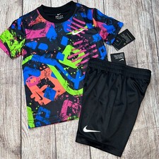 Nike Boys Size 4 Bold Patterned Tee  Shorts Set