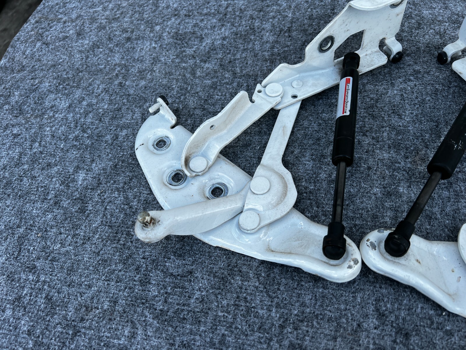 Bentley Flying Spur 2006-2012 RIGHT Hood hinge