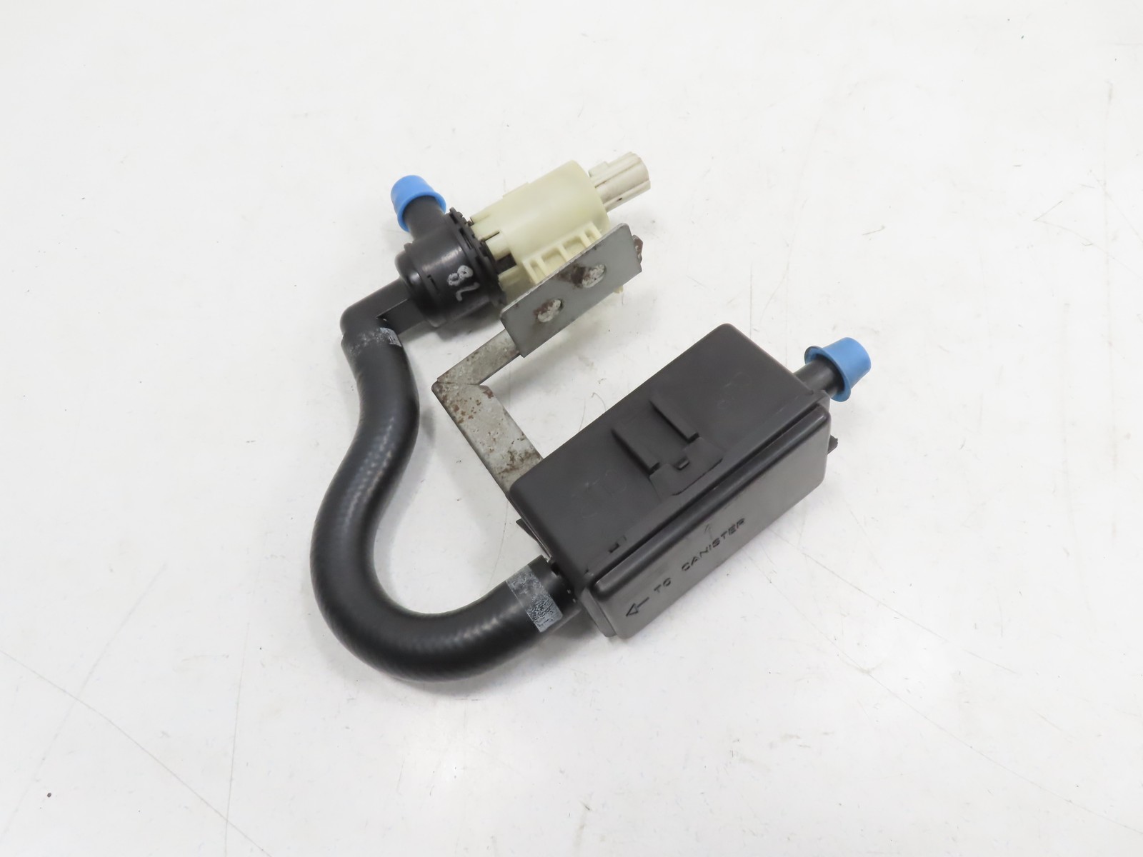 06 Lamborghini Gallardo #1310 Solenoid, Fuel Gas Vapor Canister Purge Vent 6L24-