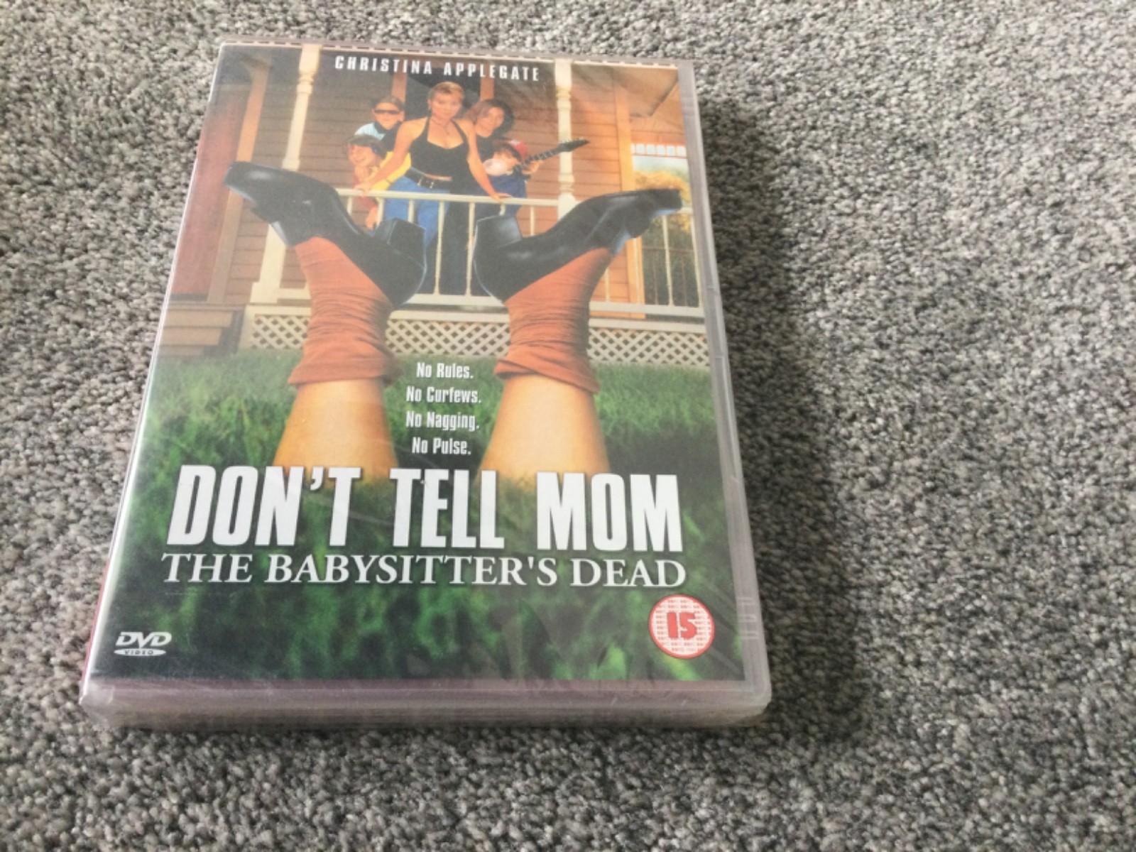 Don't Tell Mom Mum The Babysitter's Dead DVD dont do not Movie Film New UK R2