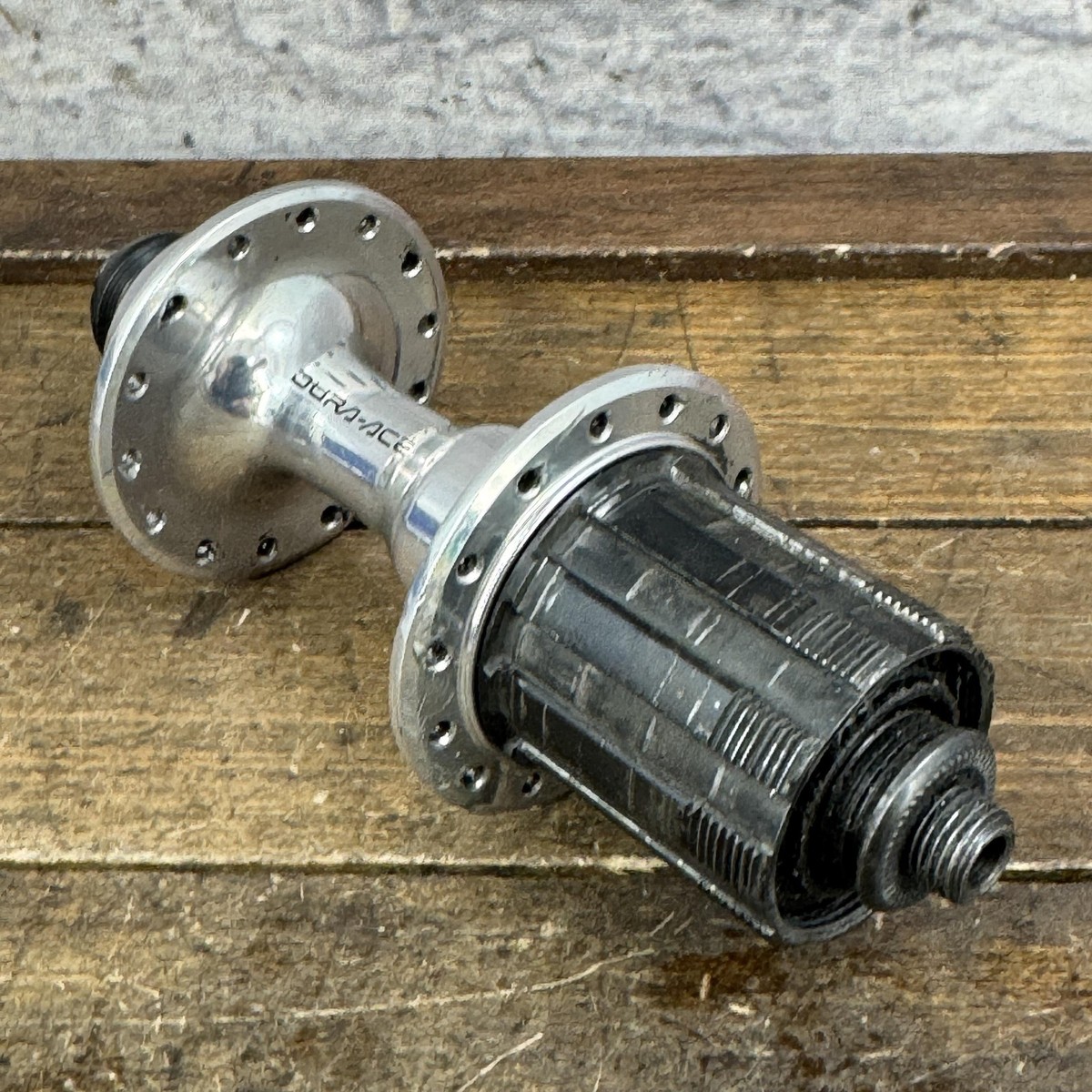 Vintage Shimano Dura-Ace Rear Hub 28H 130mm QR Freehub 8s Japan