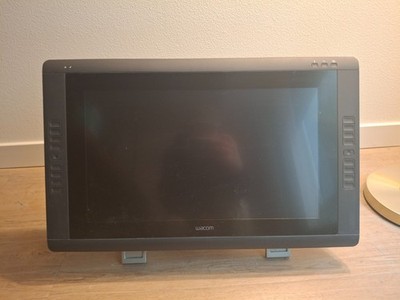 Pick-up Only Wacom Cintiq 22HD 21.5'' Creative Pen Display With Stand And Cables