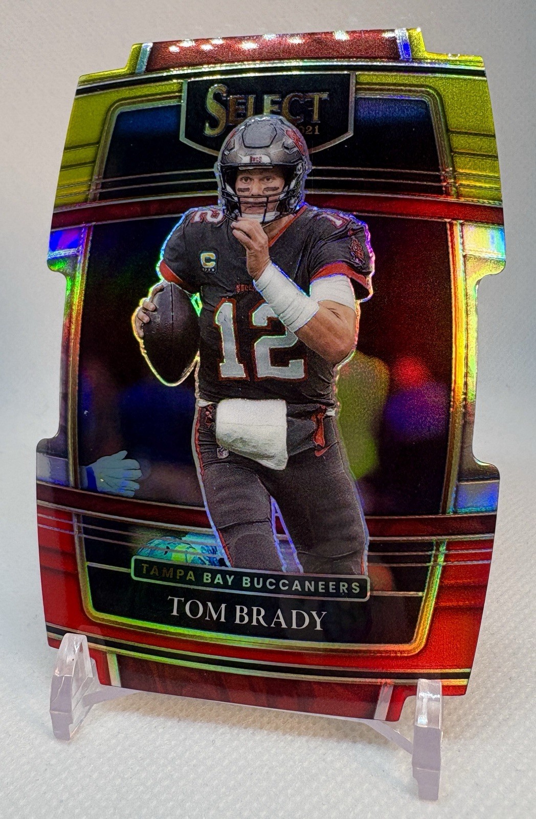 2021 Panini Select - Concourse Tom Brady #1 Black & Gold Prizm Die-Cut