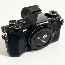 OLYMPUS E M5 mark II
