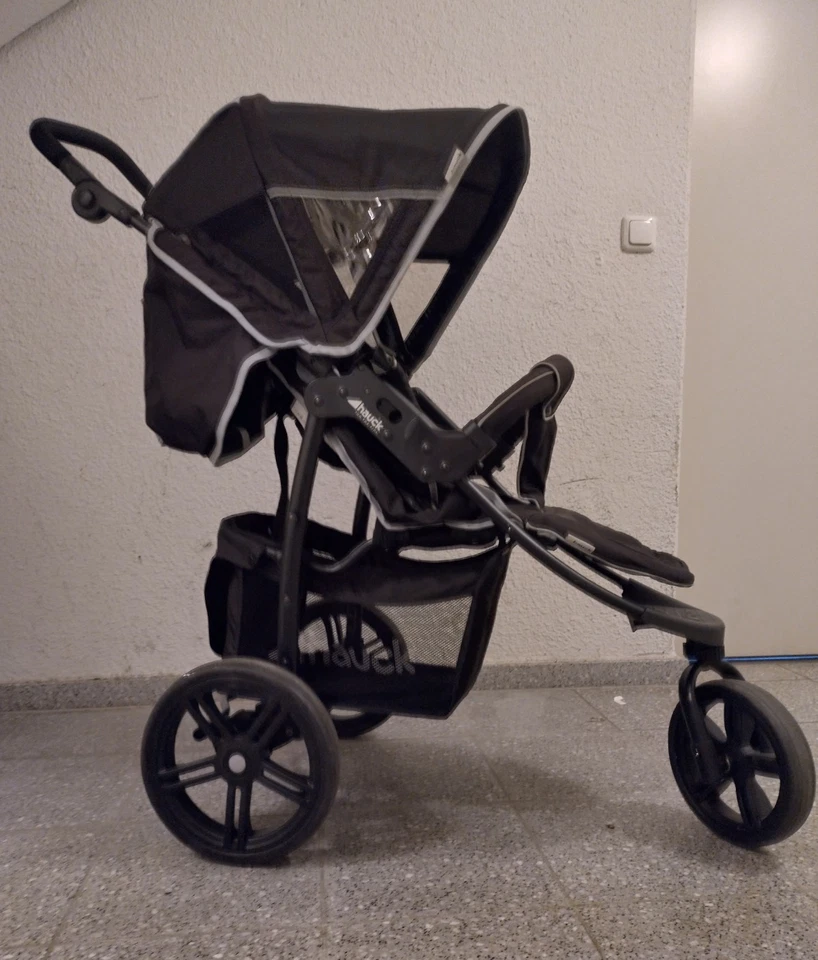 hauck Jogger Kinderwagen schwarz, Einsitzer, faltbar, Einkaufskorb, Klappbar - Bild 1 von 4
