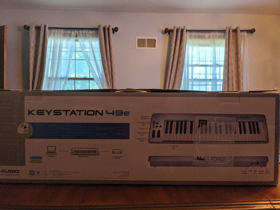 M-Audio Keystation 49e USB 49-Key MIDI Controller Original Box, Guide, Cable - Image 2 of 2