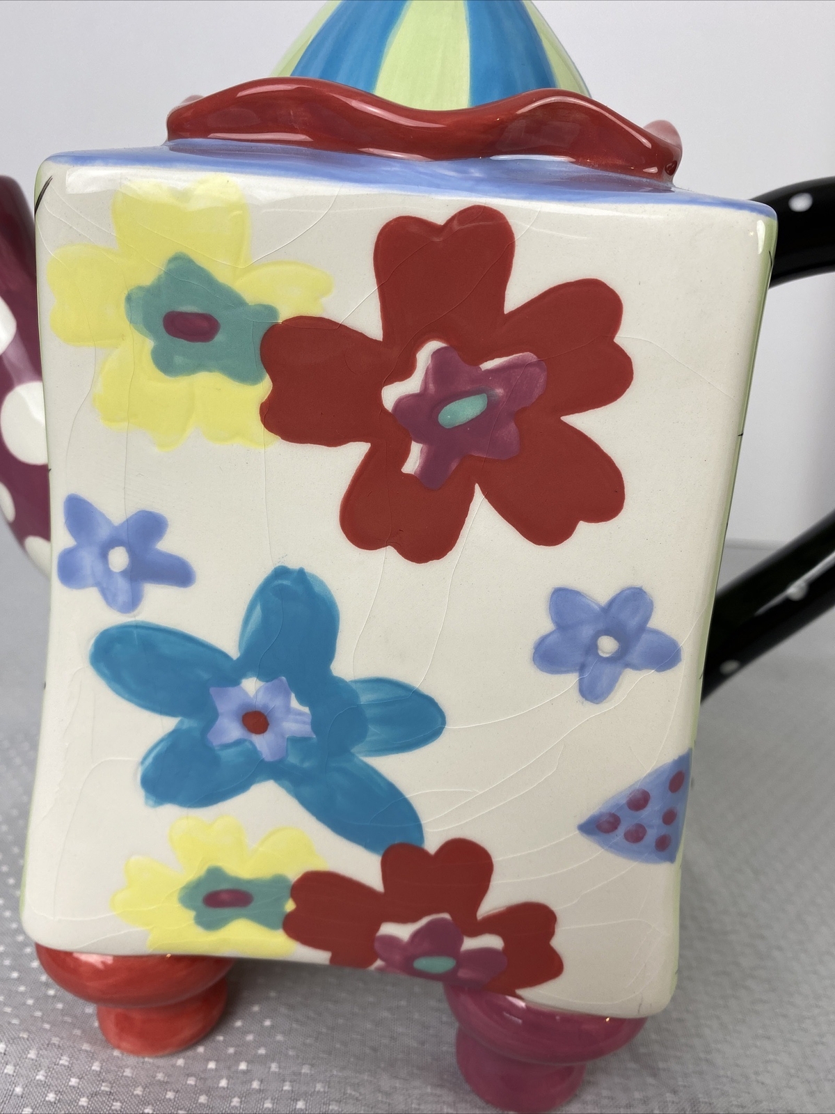 NEW Tea party By Joyce Shelton Square Whimsical Teapot + 2 Cups