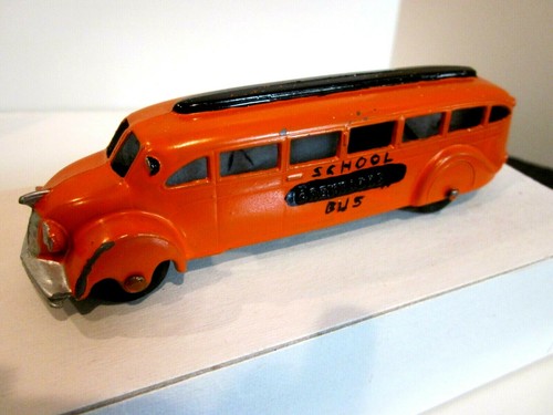 VTG TOOTSIETOY DIECAST GREYHOUND BUS, VTG REPAINT, WOOD WHEELS FOR RESTORATION