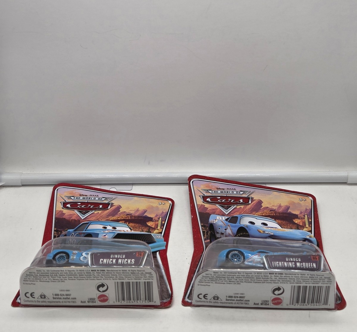 Disney Pixar Cars: World of Cars - Dinoco Lightning McQueen, Chick