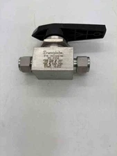 Swagelok SS-45S8, 1/2" Compression 40 Series Ball Valve, 316SS