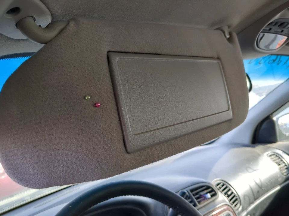 Espejo parasol izquierdo Chrysler Concorde 2000-2004 UC9NL Foto 3 de 4