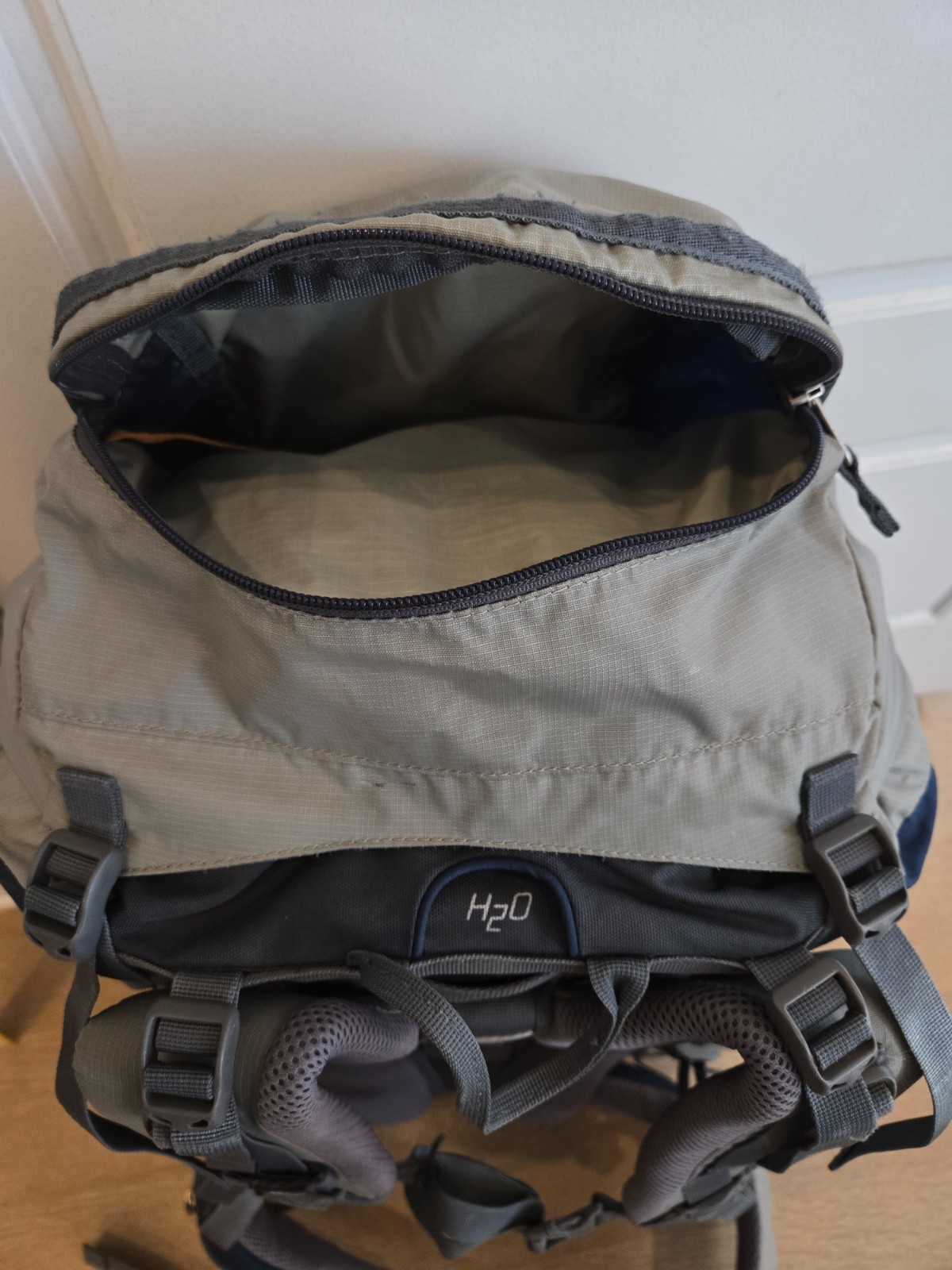 Deuter Act Lite 65 +10 Rucksack Framed Hiking Backpack Daypack Blue & Gray