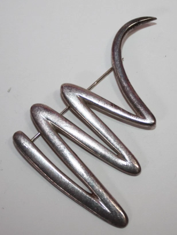 Prendedor/broche grande en zigzag Paloma Picasso de plata esterlina Tiffany & Co [085GRS]