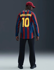 Preços baixos em Nike Ronaldinho Fc Barcelona Futebol Clube