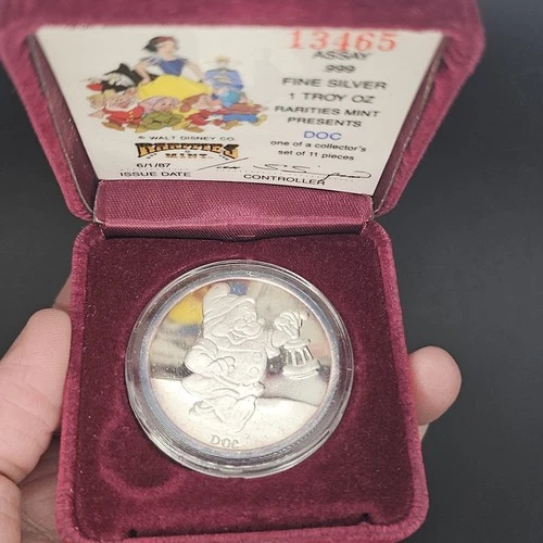 1987 DISNEY Snow White 1 Troy oz .999 Fine Silver DOC