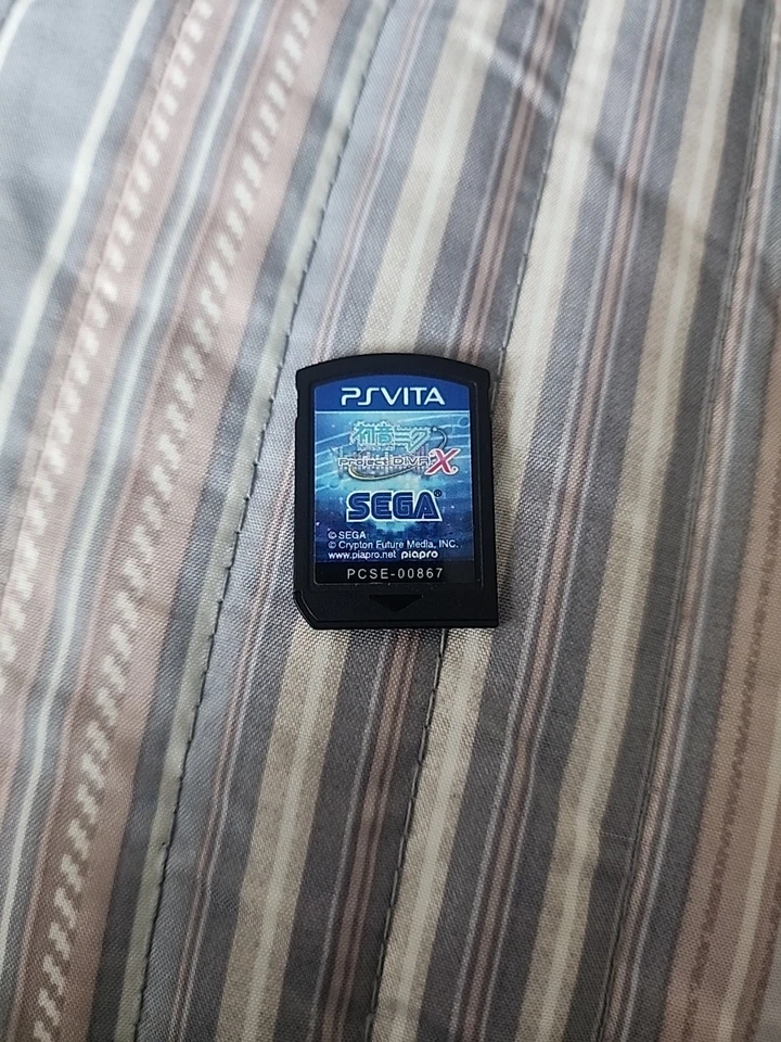 Sony PS Vita 2000 Portable Game Console - Image 2 of 4