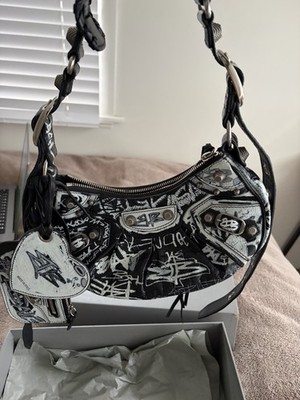 Balenciaga Graffiti Le Cagole XS | eBay