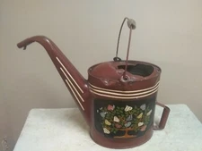 Vtg Galvanized Long Reach Garden Watering Can w/wood handle. No Leaks!