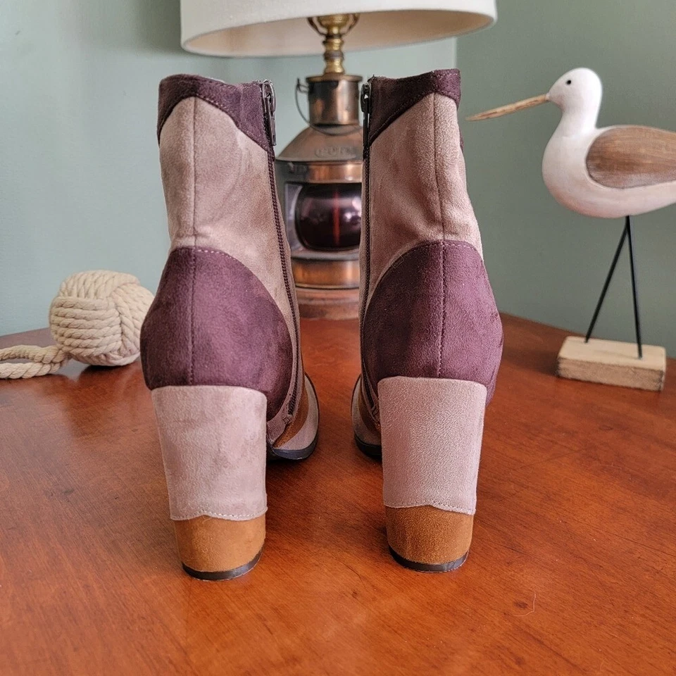 NWOT N.Y.L.A. Shoes Women's Olygpatch Color Block Booties in Tan Multi Size 7 - Image 3 of 4