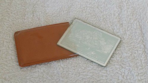 MIRROR. Pocket Compact Handbag Makeup Etched Mirror Thin. - Picture 4 of 4