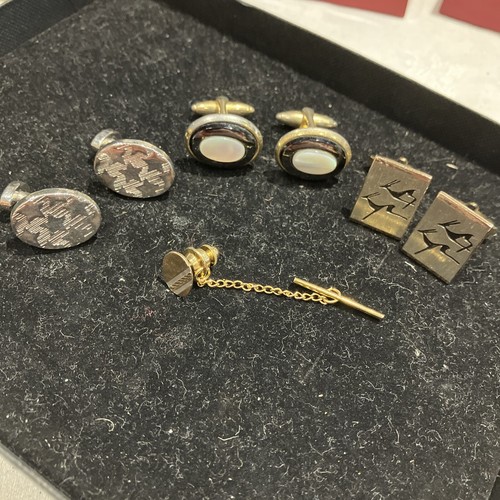 3 Paar Vintage Manschettenknöpfe plus Krawattennadel - Bild 1 von 5