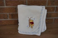 BABY Blanket DISNEY Cream Soft Winnie the Pooh Leaning Against Tree Applique Fun