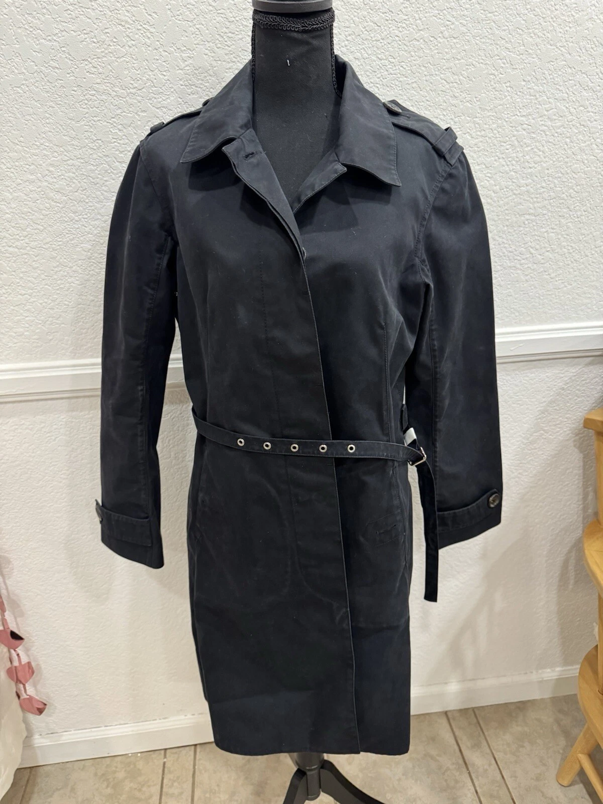 LOUIS VUITTON（LV） Autentico trench nero Louis Vuitton con cintura taglia 40