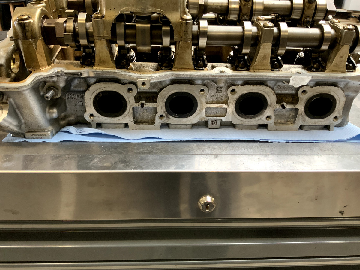 BMW M5 M6 F10 F12 S63 Cylinder Head 7603471 07 78459210 | eBay