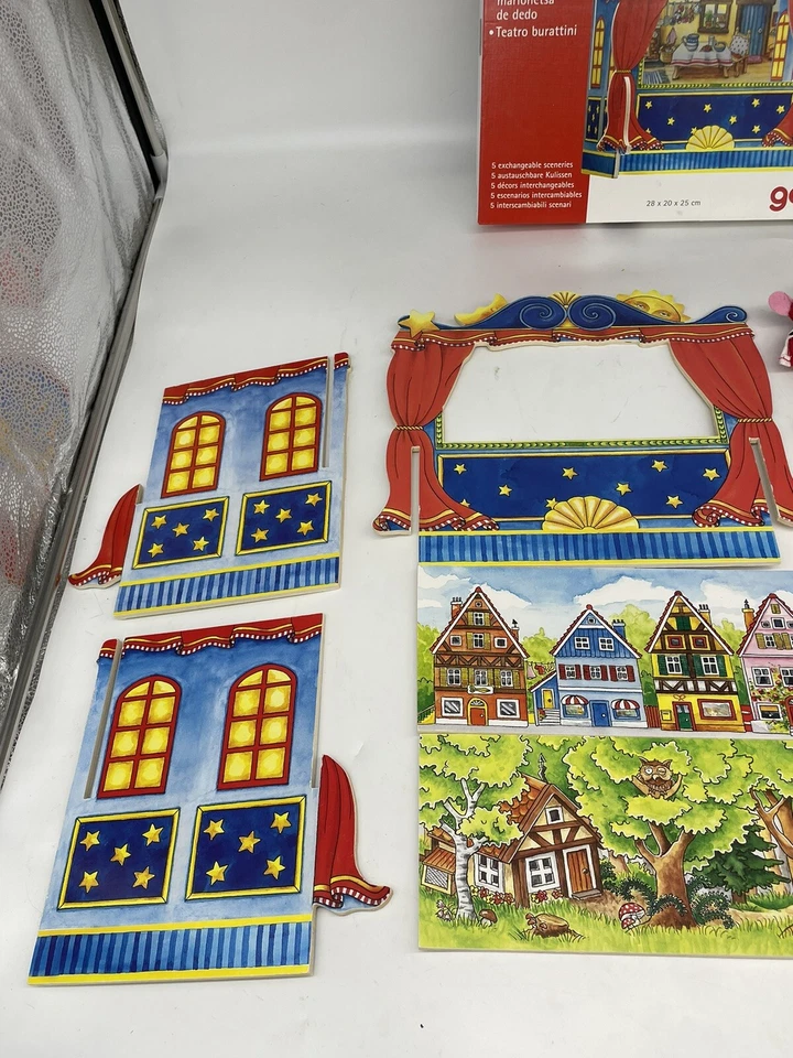 Teatro de marionetas de dedos de madera Goki Foto 3 de 4