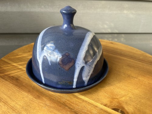 Blue White Abstract Drip Butter Cheese Art Pottery Dish 6.5" Signed SHG
