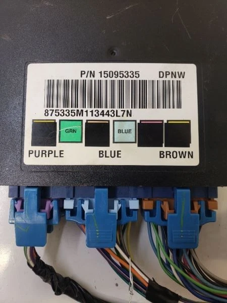 Chasis ECM Body Control BCM 4x4 compatible con 02 AVALANCHE 1500 982679 Foto 2 de 4